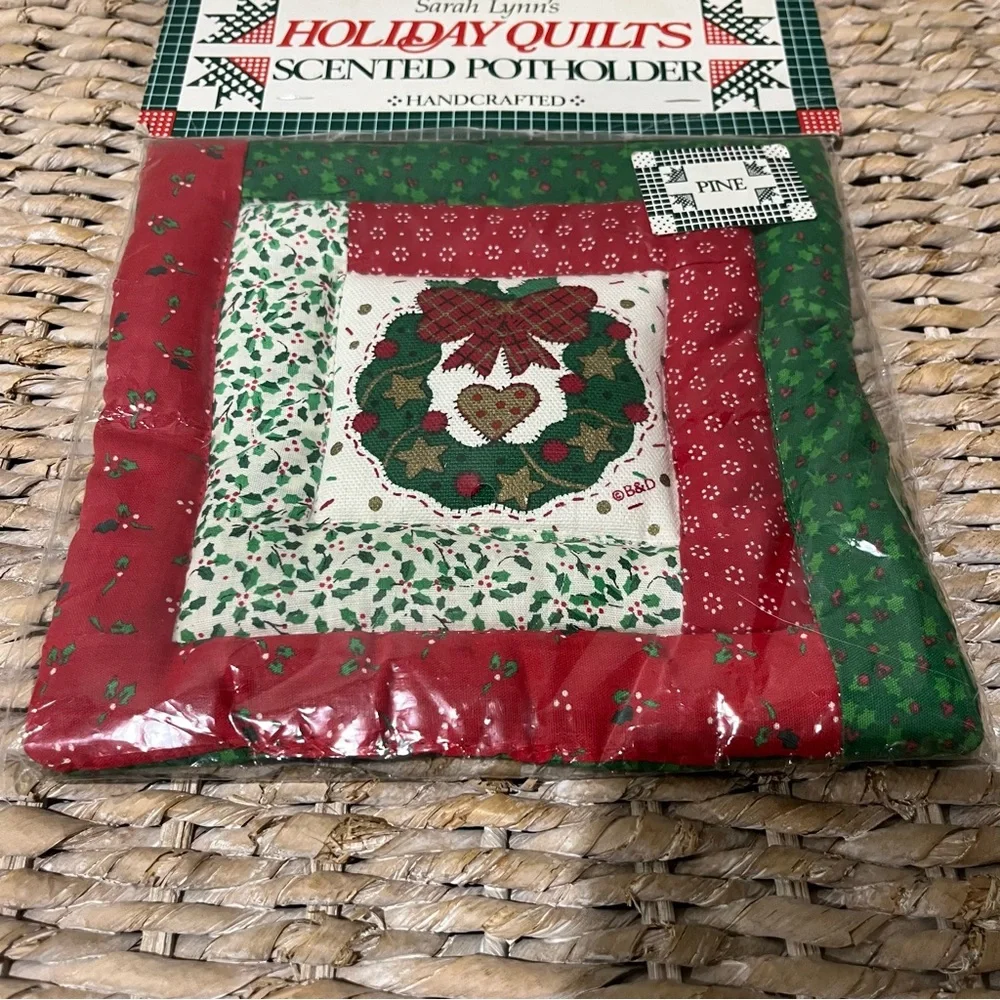Vintage Sarah Lynn's‎ Holiday Quilts Scented Potholder hand crafted Pine Wreath
